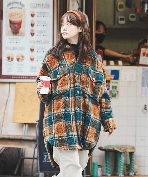 CUBE SUGAR(キューブシュガー)の「ボアチェック CPOジャケット(カバーオール・レディース・ホワイト/ネイビー/オレンジ・M)」の3枚目の写真