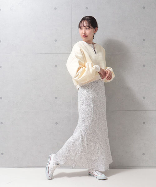 fredy repit（フレディレピ）の「微配色ミニ丈裏毛プルオーバー（スウェット・レディース・チャコールグレー/ライトグリーン/アイボリー・38）」の6枚目の写真