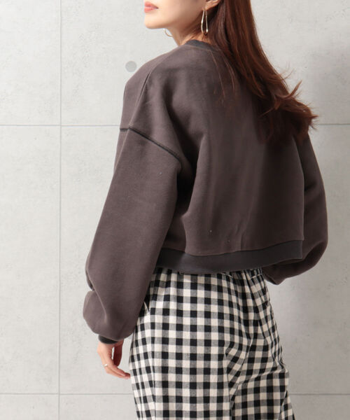 fredy repit（フレディレピ）の「微配色ミニ丈裏毛プルオーバー（スウェット・レディース・チャコールグレー/ライトグリーン/アイボリー・38）」の7枚目の写真