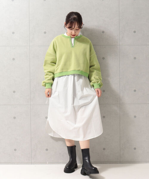 fredy repit（フレディレピ）の「微配色ミニ丈裏毛プルオーバー（スウェット・レディース・チャコールグレー/ライトグリーン/アイボリー・38）」の11枚目の写真