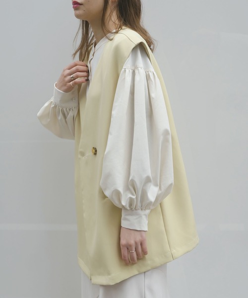 CORNERS（コーナーズ）の「ダブルボタンベスト（ベスト・レディース・ブラック/ベージュ/イエロー/アイボリー/グレイッシュベージュ・M）」の8枚目の写真