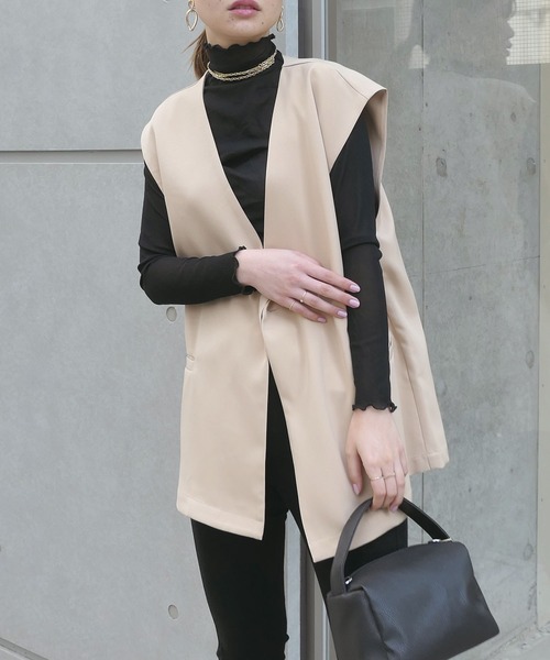 CORNERS（コーナーズ）の「ダブルボタンベスト（ベスト・レディース・ブラック/ベージュ/イエロー/アイボリー/グレイッシュベージュ・M）」の9枚目の写真