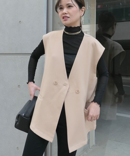 CORNERS（コーナーズ）の「ダブルボタンベスト（ベスト・レディース・ブラック/ベージュ/イエロー/アイボリー/グレイッシュベージュ・M）」の11枚目の写真