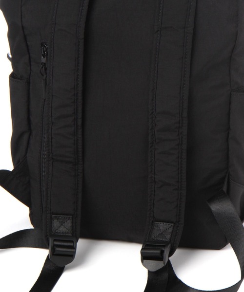 BAYFLOW（ベイフロー）の「[軽量!大容量♪ペットボトルホルダー付き]プレートライトデイパック（バックパック/リュック・レディース・ブラック/グレー・FREE）」の9枚目の写真