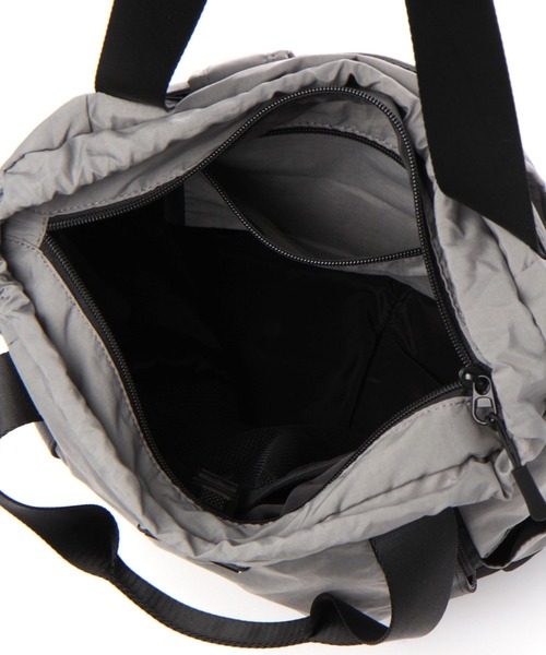 BAYFLOW（ベイフロー）の「[軽量!大容量♪ペットボトルホルダー付き]プレートライトデイパック（バックパック/リュック・レディース・ブラック/グレー・FREE）」の3枚目の写真