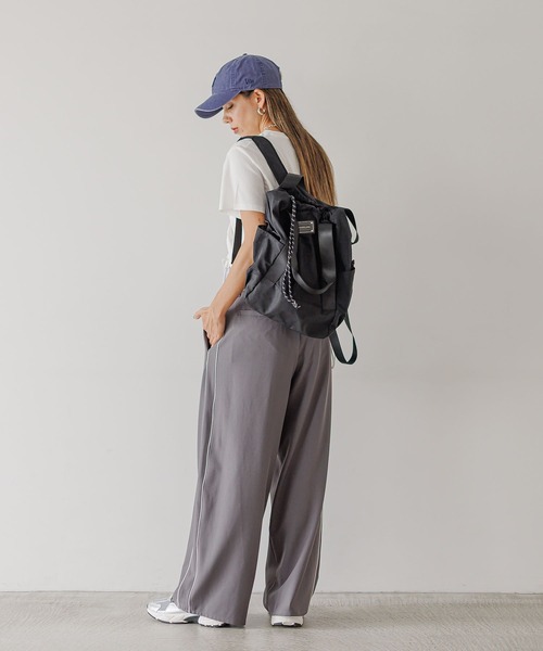 軽量!大容量♪ペットボトルホルダー付き]プレートライトデイパック