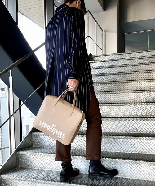 intoxic.（イントキシック）の「【intoxic.】イディオット（トートバッグ・レディース・ブラック/ホワイト/ベージュ系その他・FREE）」の17枚目の写真