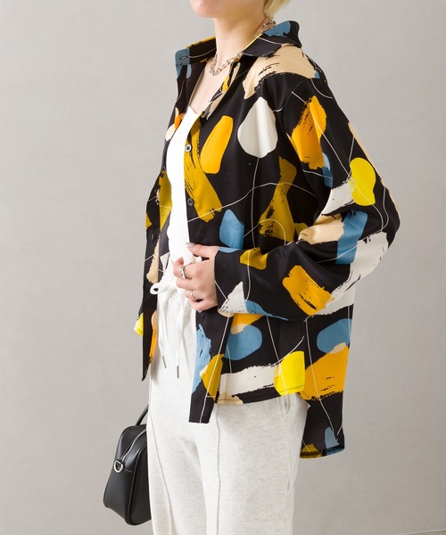 SpRay（スプレイ）の「ペイント風シャツ（シャツ/ブラウス・レディース・ホワイト/ブラック・FREE）」の7枚目の写真