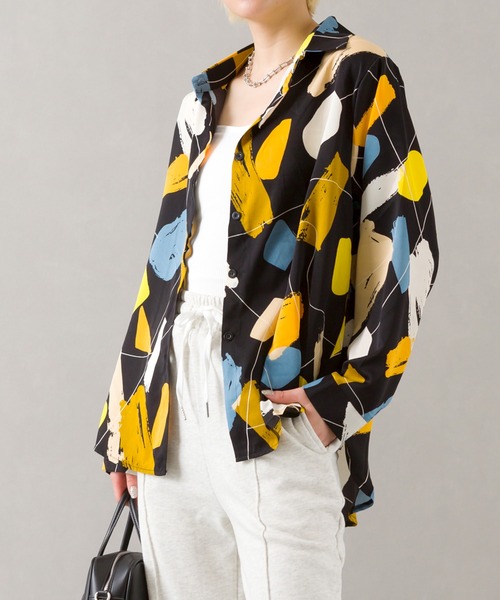 SpRay（スプレイ）の「ペイント風シャツ（シャツ/ブラウス・レディース・ホワイト/ブラック・FREE）」の13枚目の写真