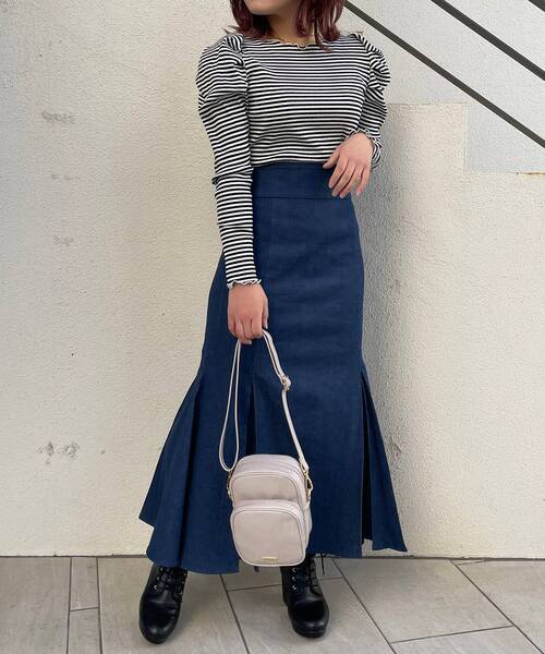 MAJESTIC LEGON（マジェスティックレゴン）の「Ladyプリーツマーメイドスカート（スカート・レディース・ブラック/ネイビー・SMALL/MEDIUM）」の13枚目の写真