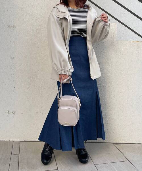 MAJESTIC LEGON（マジェスティックレゴン）の「Ladyプリーツマーメイドスカート（スカート・レディース・ブラック/ネイビー・SMALL/MEDIUM）」の17枚目の写真