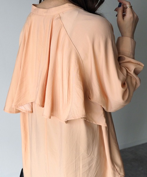 Riberry（リベリー）の「バックフリルブラウス（シャツ/ブラウス・レディース・オフホワイト/ベージュ/グリーン/オレンジ・MEDIUM）」の12枚目の写真