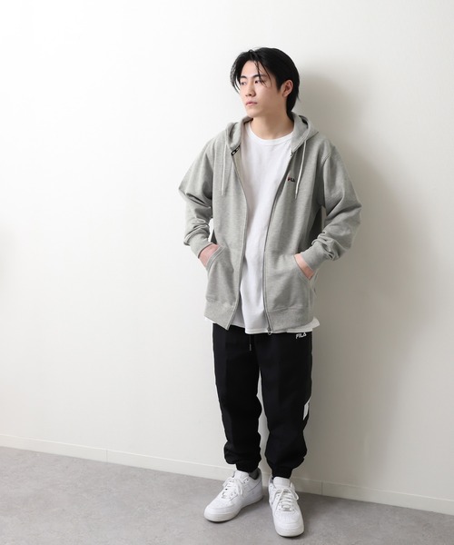 FILA（フィラ）の「【FILA】 裏毛フルジップパーカー（パーカー・レディース・ホワイト/杢グレー/グレイッシュベージュ/ブラック/ネイビー・MEDIUM/X-LARGE/LARGE）」の16枚目の写真