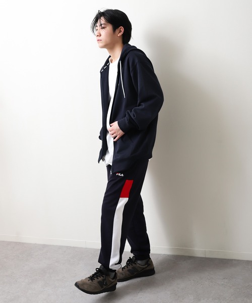 FILA（フィラ）の「【FILA】 裏毛フルジップパーカー（パーカー・レディース・ホワイト/杢グレー/グレイッシュベージュ/ブラック/ネイビー・MEDIUM/X-LARGE/LARGE）」の10枚目の写真