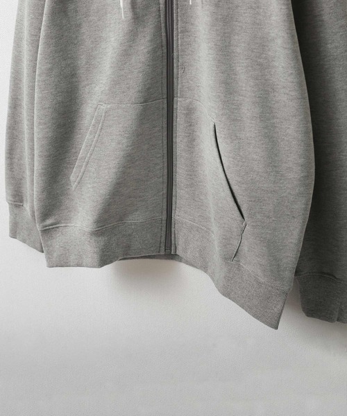 FILA（フィラ）の「【FILA】 裏毛フルジップパーカー（パーカー・レディース・ホワイト/杢グレー/グレイッシュベージュ/ブラック/ネイビー・MEDIUM/X-LARGE/LARGE）」の7枚目の写真