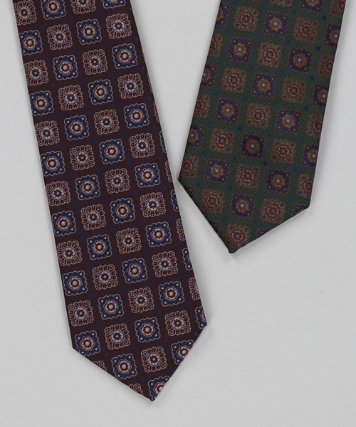 SPINNS（スピンズ）の「幾何学デザイン ネクタイ（ネクタイ・メンズ・グリーン/ワイン・ONESIZE）」の4枚目の写真