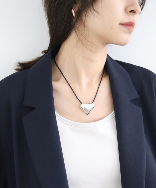 SLOBE IENA SELECT(スローブイエナセレクト)の「《追加》【BASENOTES/ベースノート】SLOBE別注ハートネックレス◆(ネックレス・レディース・シルバー・FREE)」の5枚目の写真