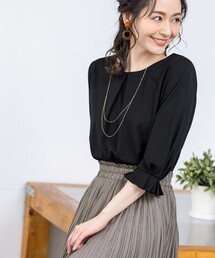 【洗える】程よい甘さが大人っぽいタック袖カットソー