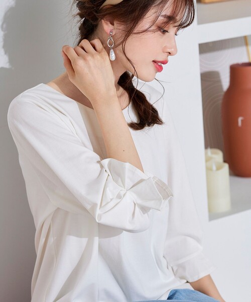 Tiaclasse(ティアクラッセ)の「【洗える】程よい甘さが大人っぽいタック袖カットソー(Tシャツ/カットソー・レディース・グレー/オフホワイト/ミント/ブラック・L/M)」の19枚目の写真