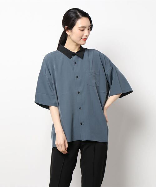THISIS（ディスイズ）の「ビッグシルエット ポリストレッチ クレリックシャツ レディース（シャツ/ブラウス・レディース・ホワイト/チャコール/グレイッシュベージュ/グリーン/サックスブルー/ブラック/ネイビー/パープル・LARGE/X-LARGE/MEDIUM）」の11枚目の写真