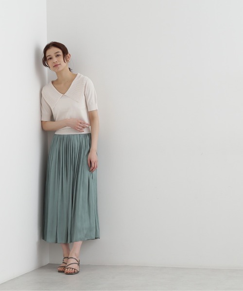 NATURAL BEAUTY BASIC（ナチュラルビューティーベーシック）の「[洗える]サテンギャザースカート（スカート・レディース・グレイッシュベージュ/ブラウン/ライトグリーン・X-SMALL/SMALL/MEDIUM）」の11枚目の写真