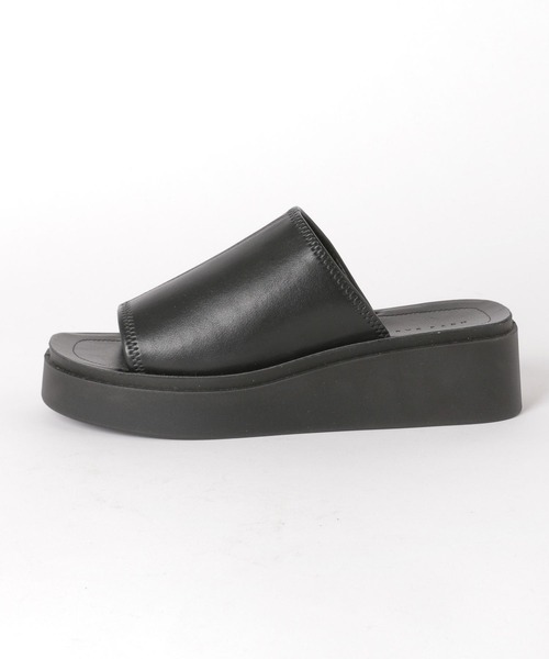 LOWRYS FARM（ローリーズファーム）の「カンドウフィットサンダル　260870（サンダル・レディース・ブラック/ブラウン/アイボリー/ブルー/オレンジ・MEDIUM/LARGE）」の13枚目の写真