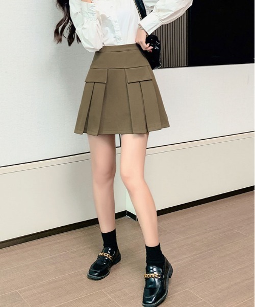 ibeul_（イベール）の「フラップ付きプリーツミニSK（スカート・レディース・ブラック/ブラウン/グレー・L/S/M）」の4枚目の写真