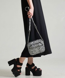 夢展望（ユメテンボウ）の「スクエアチェーンショルダーバッグ（ショルダーバッグ）」