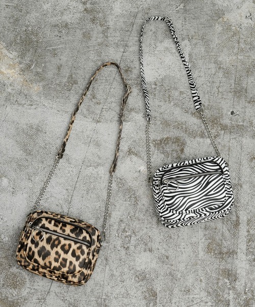 夢展望（ユメテンボウ）の「スクエアチェーンショルダーバッグ（ショルダーバッグ・レディース・ブラック/グリーン/ホワイト×ブラック/ブラウン・FREE）」の12枚目の写真