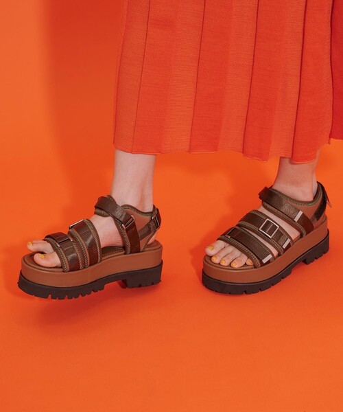 CITY TOKYO（シティトウキョウ）の「【アウトドア〇】ワークソールスポーツサンダル【A＋TOKYO / エープラストウキョウ】（サンダル・レディース・ブラック/ブラウン・1/2）」の5枚目の写真