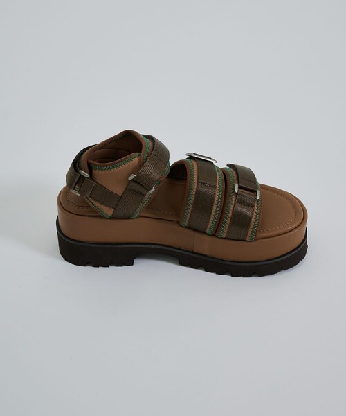 CITY TOKYO（シティトウキョウ）の「【アウトドア〇】ワークソールスポーツサンダル【A＋TOKYO / エープラストウキョウ】（サンダル・レディース・ブラック/ブラウン・1/2）」の16枚目の写真