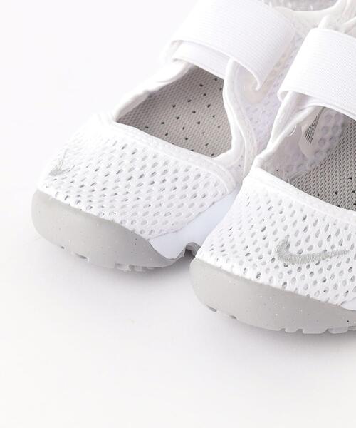 NIKE（ナイキ）の「【WEB限定】＜NIKE＞ リフトGs/Ps / ナイキリフト 17cm-24cm（スニーカー・キッズ・ホワイト/ブラック・24cm/18cm/20cm/23cm/21cm/17cm/22cm/19cm）」の7枚目の写真