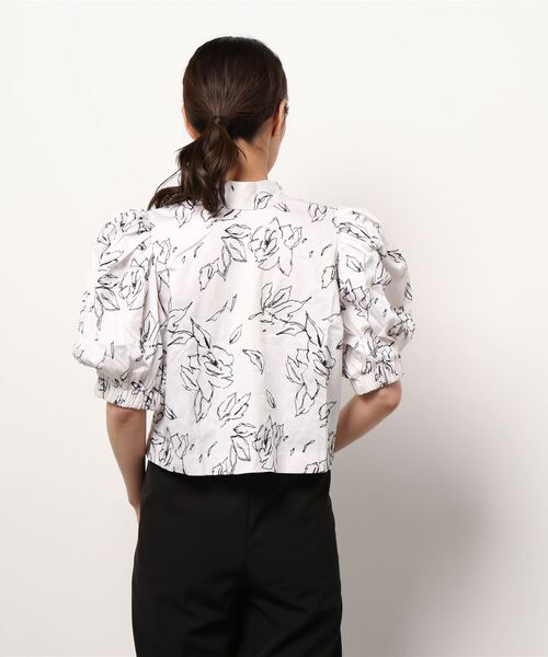 Ted Baker（テッドベーカー）の「LUULAH パフスリーブ バックリボン　ブラウス（Tシャツ/カットソー・レディース・ホワイト・0/2/1）」の3枚目の写真