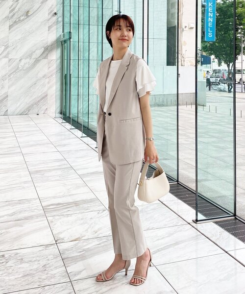 OPAQUE.CLIP(オペークドットクリップ)の「◆ウーリッシュトロピカル フレアパンツ【WEB限定サイズ】(その他パンツ・レディース・ブラック/ブルー/ライトベージュ・40/38/42/36/34)」の16枚目の写真