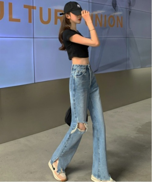 SONA（ソナ）の「SONYUNARA ダメージセミワイドデニムパンツ（デニムパンツ・レディース・ライトブルー・SMALL/MEDIUM/LARGE）」の9枚目の写真