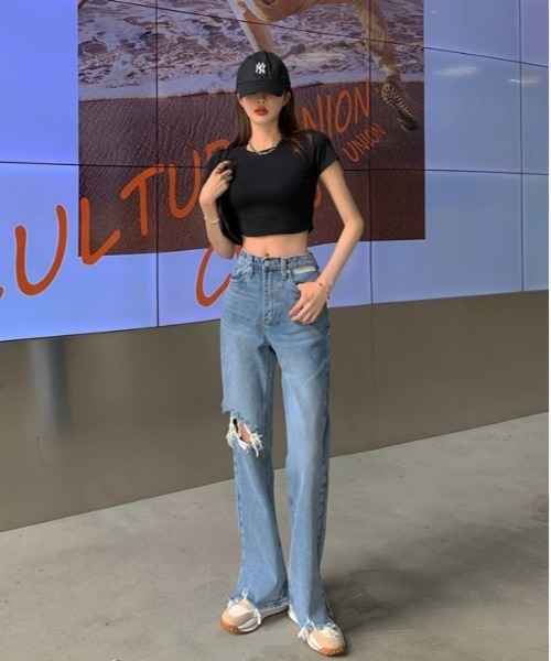 SONA（ソナ）の「SONYUNARA ダメージセミワイドデニムパンツ（デニムパンツ・レディース・ライトブルー・SMALL/MEDIUM/LARGE）」の3枚目の写真
