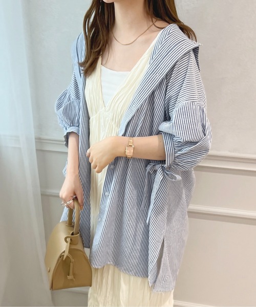 apres jour(アプレジュール)の「パフスリーブチュニックブラウス【ZOZOTOWN限定アイテム】(シャツ/ブラウス・レディース・ネイビー/ミント/ベージュ/ピンク/オフホワイト・X-LARGE/フリー)」の4枚目の写真