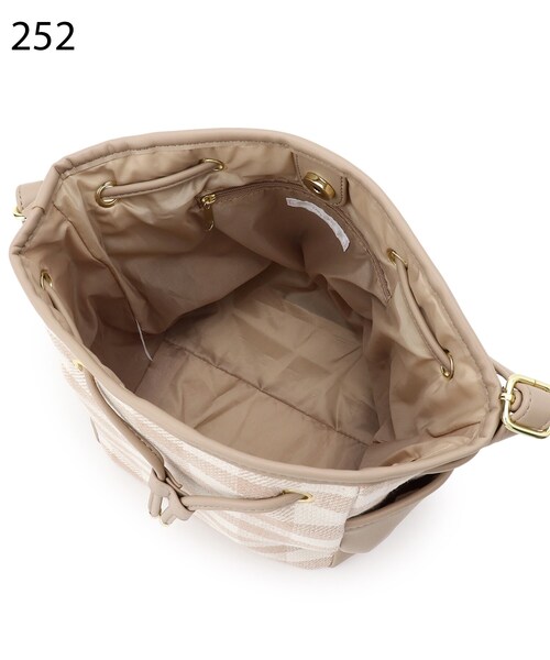 DRESKIP(ドレスキップ)の「◆チェック柄巾着ショルダーバッグ(ショルダーバッグ・レディース・ブラック系1/グリーン系その他3/ベージュ系1・00)」の9枚目の写真