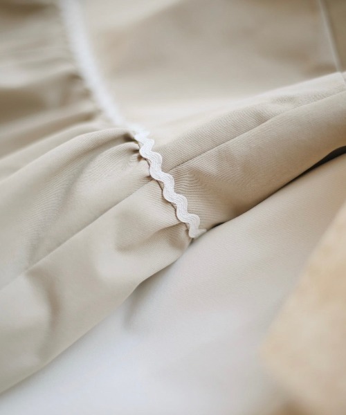 spoon store（スプーンストア）の「レース切替Aラインワンピース（ワンピース・レディース・ホワイト/ベージュ・SMALL/MEDIUM）」の4枚目の写真