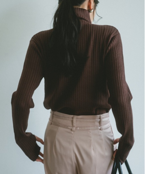 VANNIE U(ヴァニーユー)の「フィンガータートルニット(ニット/セーター・レディース・ブラック/ベージュ/パープル/ブラウン/ピンク/グリーン/アイボリー/レッド/グレー/ライトグレー・FREE)」の7枚目の写真