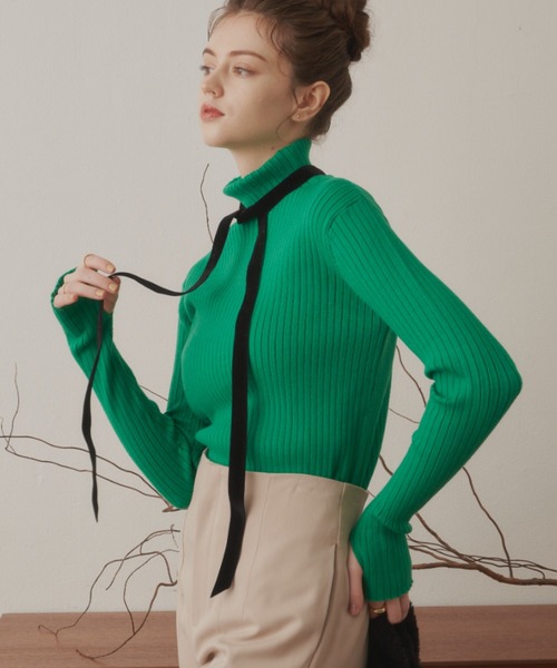 VANNIE U(ヴァニーユー)の「フィンガータートルニット(ニット/セーター・レディース・ブラック/ベージュ/パープル/ブラウン/ピンク/グリーン/アイボリー/レッド/グレー/ライトグレー・FREE)」の8枚目の写真