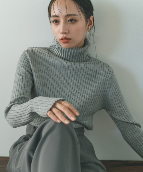 VANNIE U(ヴァニーユー)の「フィンガータートルニット(ニット/セーター・レディース・ブラック/ベージュ/パープル/ブラウン/ピンク/グリーン/アイボリー/レッド/グレー/ライトグレー・FREE)」の19枚目の写真