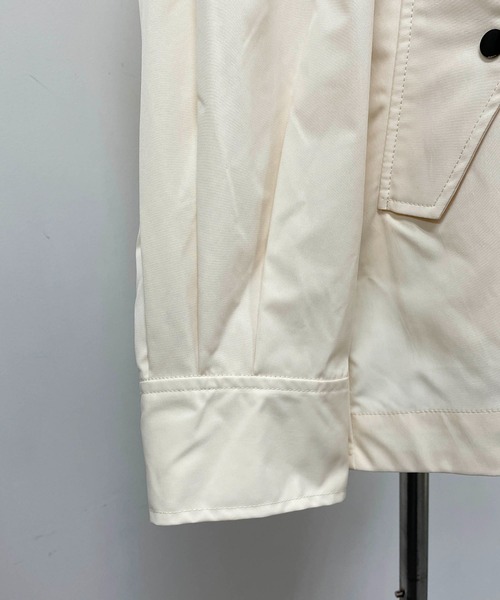 LUGIVA(ルギヴァ)の「ボアライナー付きマウンテンパーカー(マウンテンパーカー・レディース・オフホワイト/ブラック/カーキ・M)」の16枚目の写真