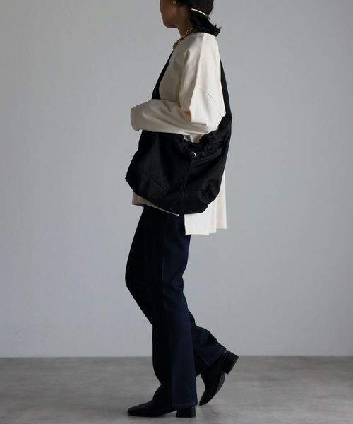 ap retro（アプレトロ）の「ドロストショルダーバッグ / クロスボディバッグ（ショルダーバッグ・レディース・ブラック/オフホワイト・FREE）」の12枚目の写真
