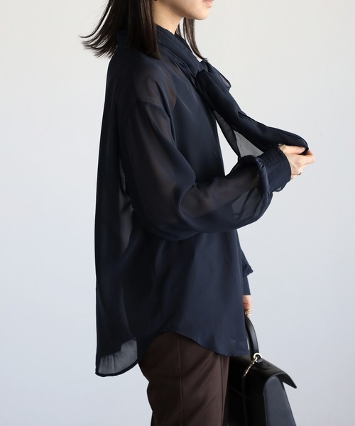 Bonjour Sagan(ボンジュールサガン)の「前後2wayシアータイブラウス(シャツ/ブラウス・レディース・ホワイト/ブラック/ネイビー・FREE)」の17枚目の写真