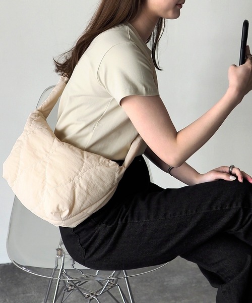 Riberry（リベリー）の「キルティングミニショルダーバッグ（ショルダーバッグ・レディース・アイボリー/ブラック/カーキ/イエロー/ベージュ・FREE）」の20枚目の写真