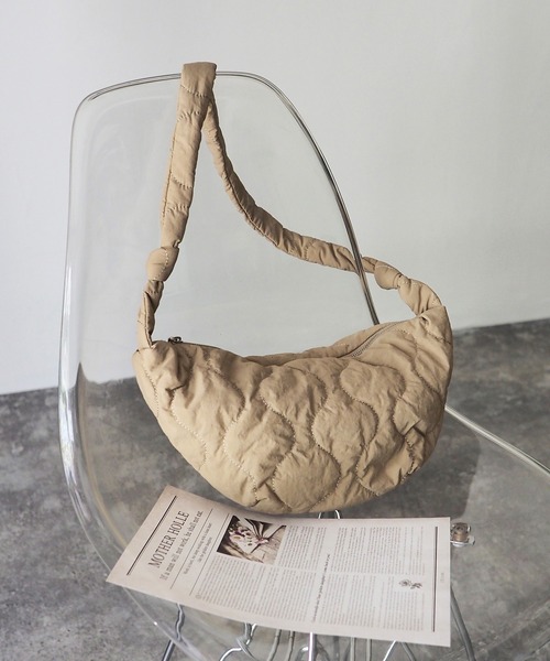 Riberry（リベリー）の「キルティングミニショルダーバッグ（ショルダーバッグ・レディース・アイボリー/ブラック/カーキ/イエロー/ベージュ・FREE）」の15枚目の写真