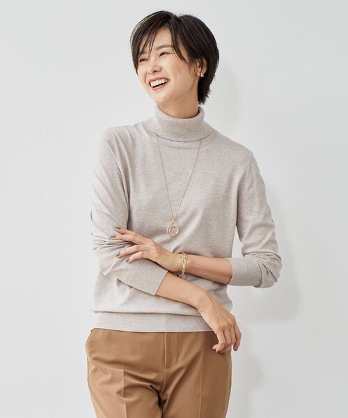 J.PRESS Ladies(J.プレス レディス)の「【洗える】PRINCE タートルネック ニット(ニット/セーター・レディース・パープル系/アイボリー系/ライトグレー系/ブラック系/ベージュ系/サックスブルー系・SMALL)」の4枚目の写真