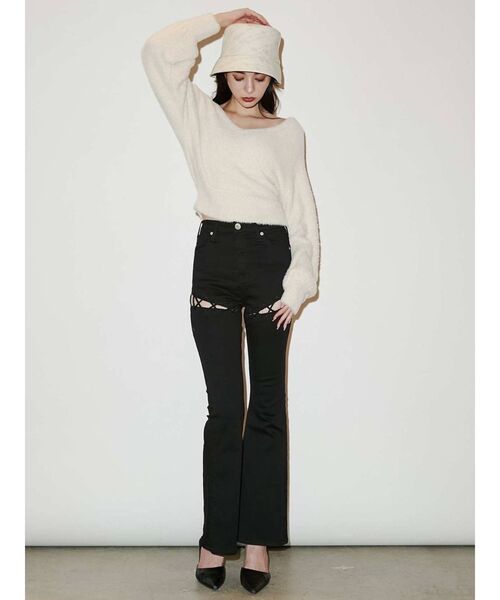 GYDA（ジェイダ）の「ハイウエスト Vカットレースアップデザイン フレアカラーパンツ（デニムパンツ・レディース・ブラック・SMALL/MEDIUM/X-SMALL）」の11枚目の写真