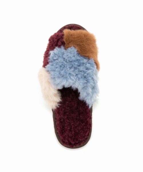 Casselini（キャセリーニ）の「Casselini HOME(キャセリーニ ホーム)フェイクファースリッパ（ルームシューズ/スリッパ・レディース・アイボリー/ボルドー・FREE）」の6枚目の写真